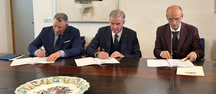 INIZIATIVE – Intesa Confartigianato – UNAS per la collaborazione tra imprese italiane e di San Marino